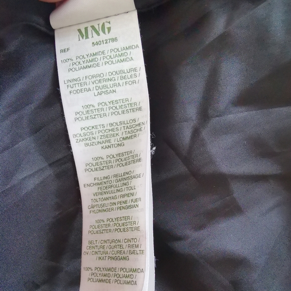 Coat - Picture 7 of 7